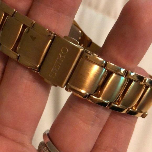Seiko Gold classic Watch - Picture 6 of 7